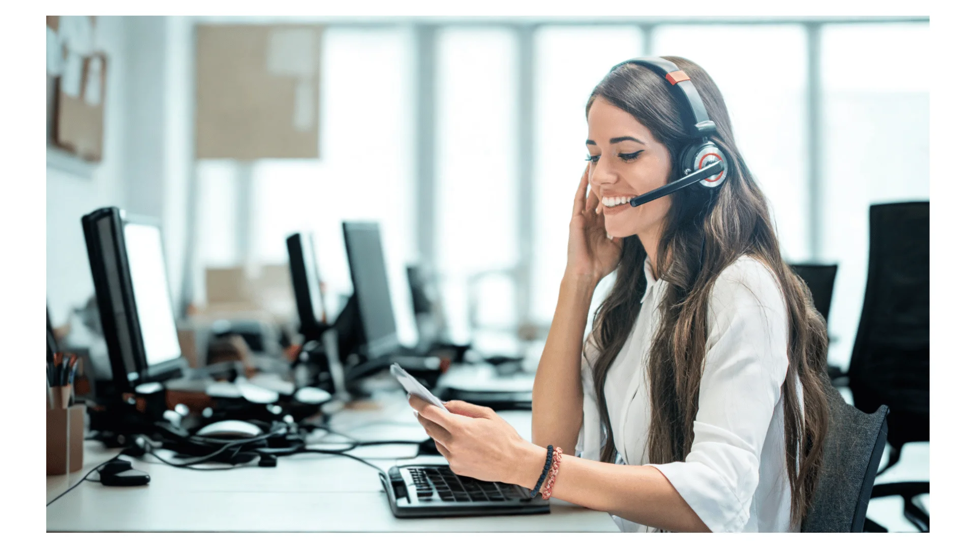 Assistance client IA : comment les agents intelligents révolutionnent l'expérience client